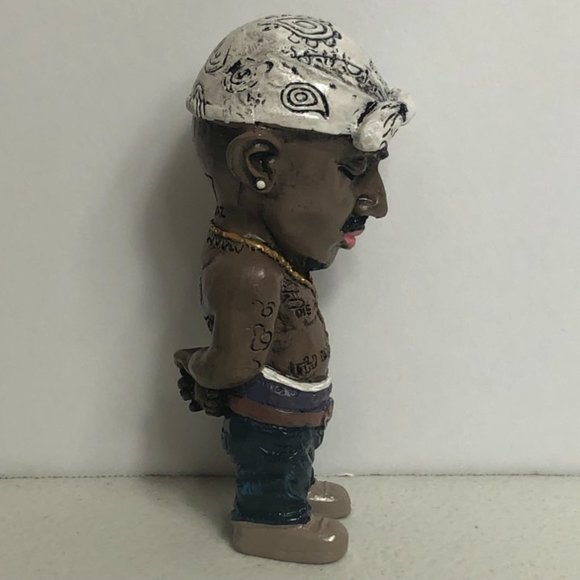 Tupac Shakur White Bandana Resin Figure Rap Rapper 90s Music - Picture 3 of 7
